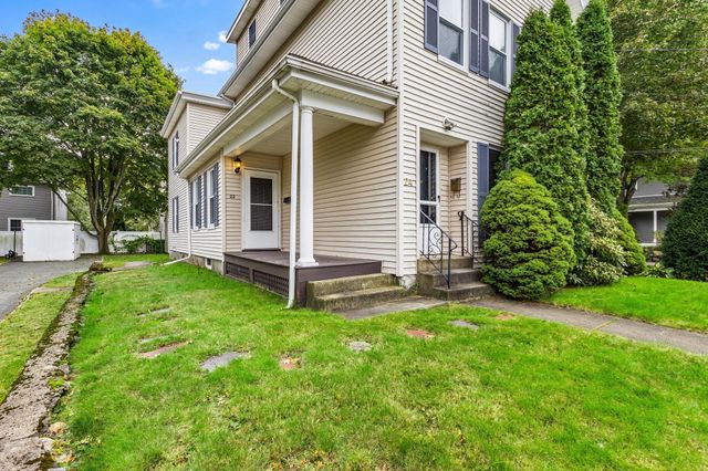 22 Salem St. 1, Winchester, MA 01890