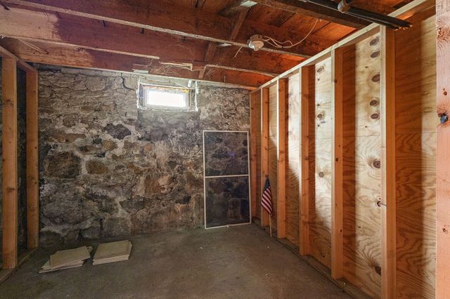 22 Salem St. 1, Winchester, MA 01890