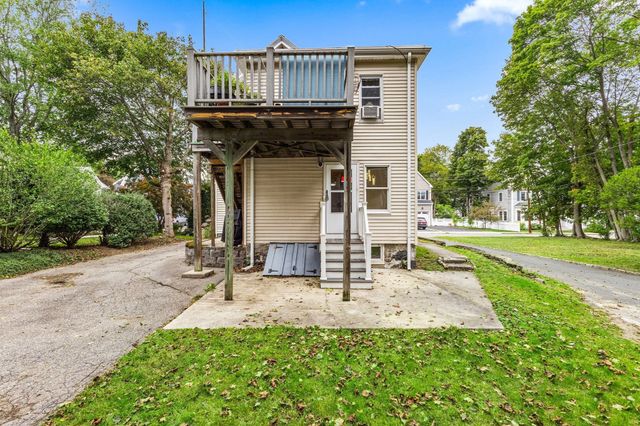 22 Salem St. 1, Winchester, MA 01890