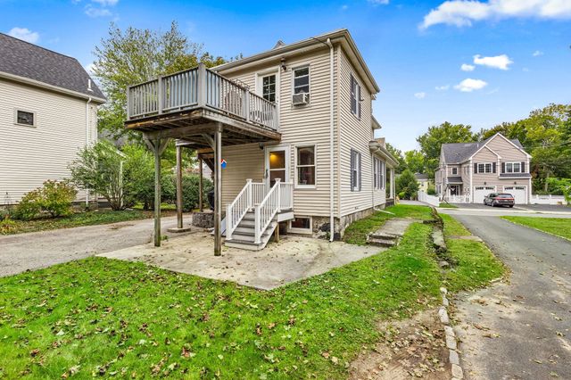 22 Salem St. 1, Winchester, MA 01890