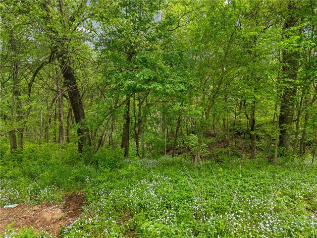 20611 Russell Corner Road, Gravette, AR 72736