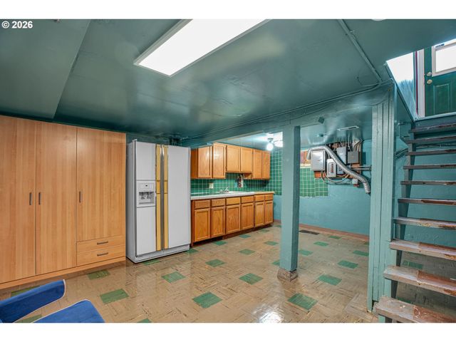 3225 Se 55TH Ave, Portland, OR 97206