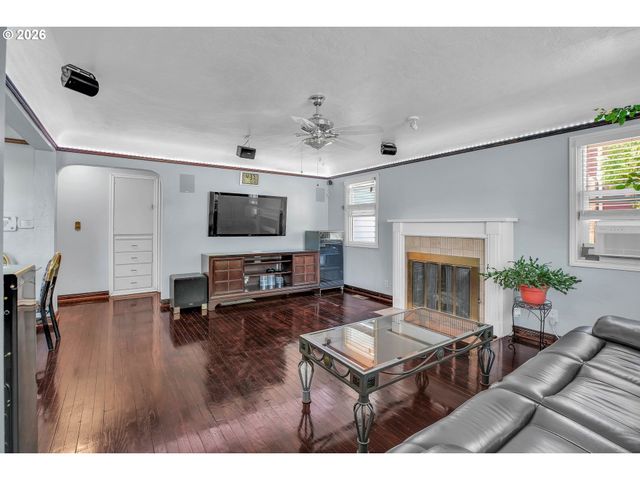 3225 Se 55TH Ave, Portland, OR 97206