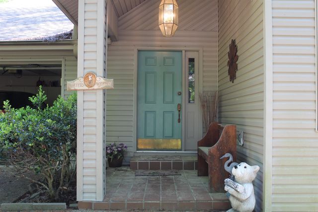 10 Viajero Way, Hot Springs Village, AR 71909