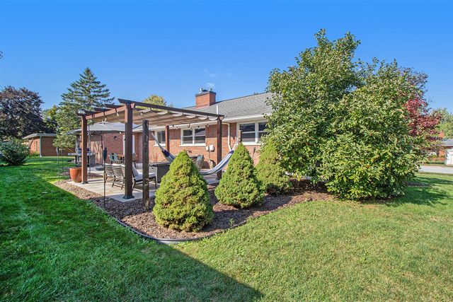 1209 Clague Avenue, Ann Arbor, MI 48103
