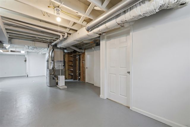 1209 Clague Avenue, Ann Arbor, MI 48103
