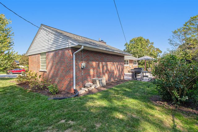 1209 Clague Avenue, Ann Arbor, MI 48103
