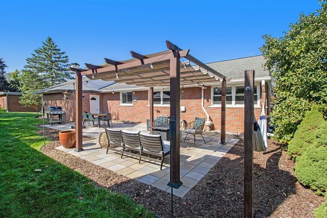 1209 Clague Avenue, Ann Arbor, MI 48103