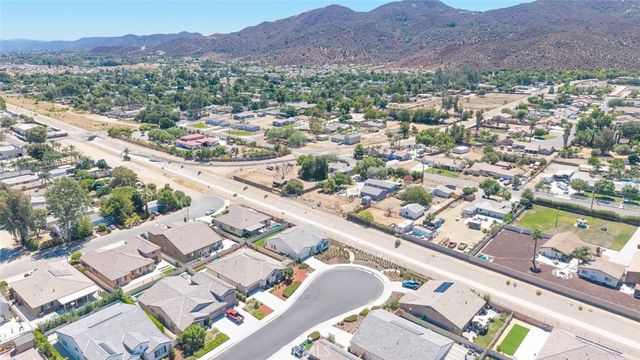 32690 Ascot Hill, Wildomar, CA 92595