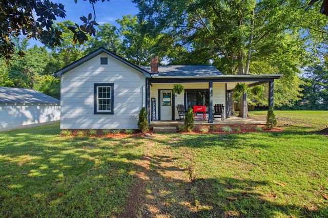 126 Phillips Drive, Forest City, NC 28043