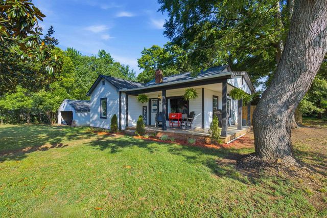 126 Phillips Drive, Forest City, NC 28043