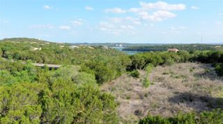 7225 Sunswept DR, Jonestown, TX 78645