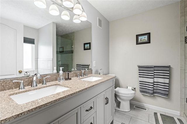 4199 Old Osprey Circle, Miamisburg, OH 45342