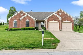 4199 Old Osprey Circle, Miamisburg, OH 45342