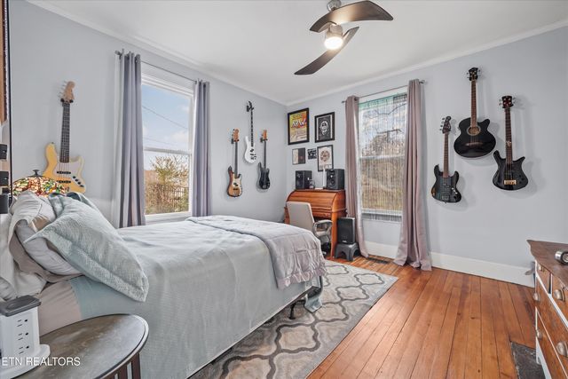 804 Lake City Hwy, Clinton, TN 37716