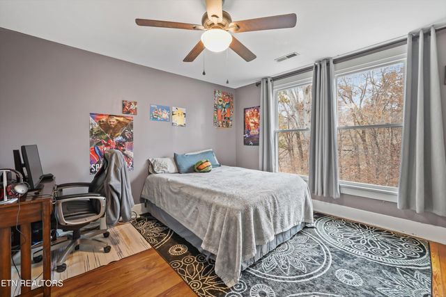 804 Lake City Hwy, Clinton, TN 37716