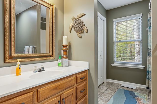 375 Winter Park Cir, Smithville, TN 37166