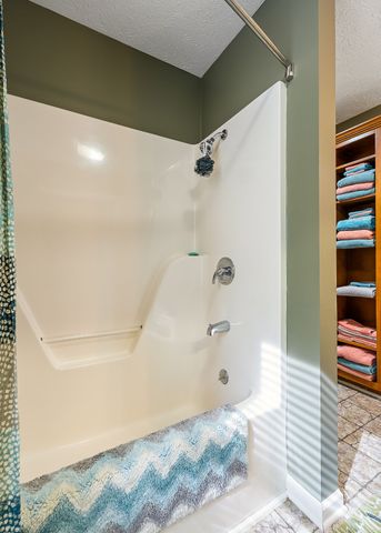 375 Winter Park Cir, Smithville, TN 37166