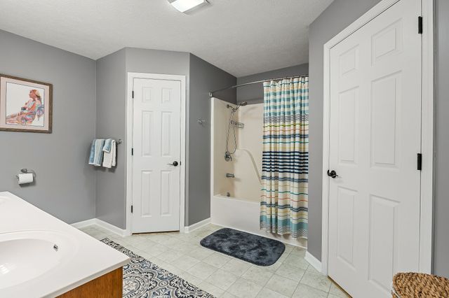 375 Winter Park Cir, Smithville, TN 37166