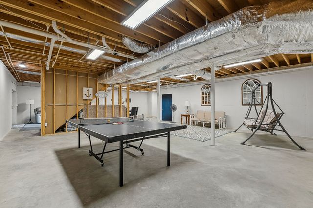 375 Winter Park Cir, Smithville, TN 37166