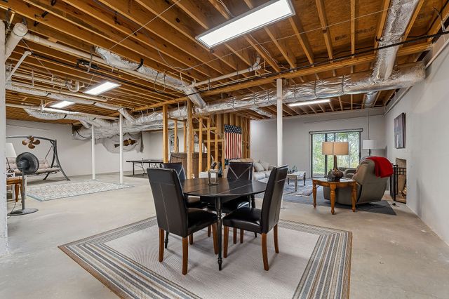 375 Winter Park Cir, Smithville, TN 37166