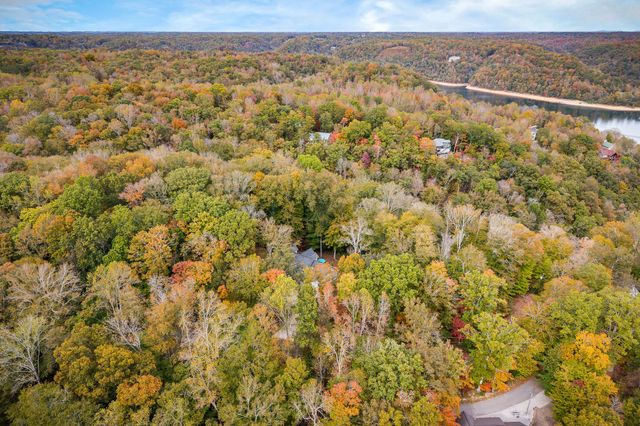 375 Winter Park Cir, Smithville, TN 37166