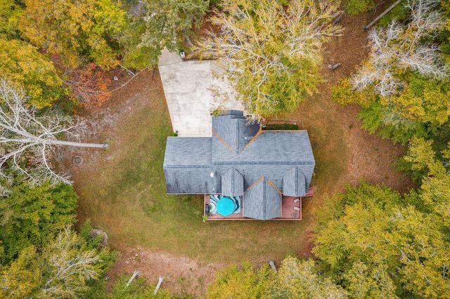 375 Winter Park Cir, Smithville, TN 37166