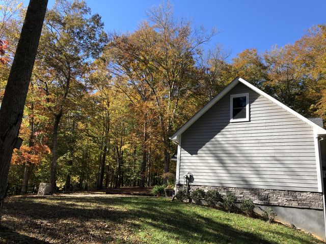 375 Winter Park Cir, Smithville, TN 37166