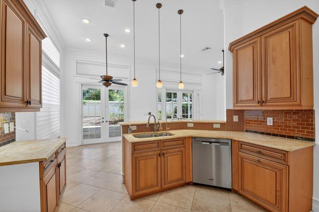 7200 Veneto Drive, Boynton Beach, FL 33437