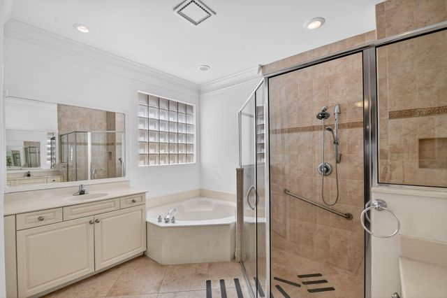 7200 Veneto Drive, Boynton Beach, FL 33437