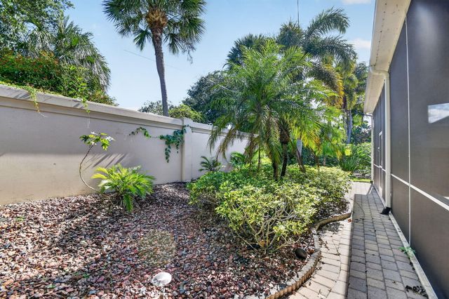 7200 Veneto Drive, Boynton Beach, FL 33437