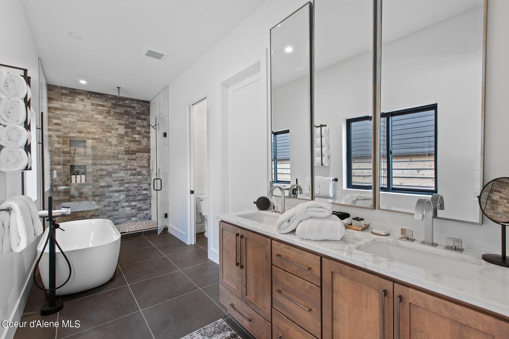 301 S 17TH ST, Coeur d'Alene, ID 83814 photo 17