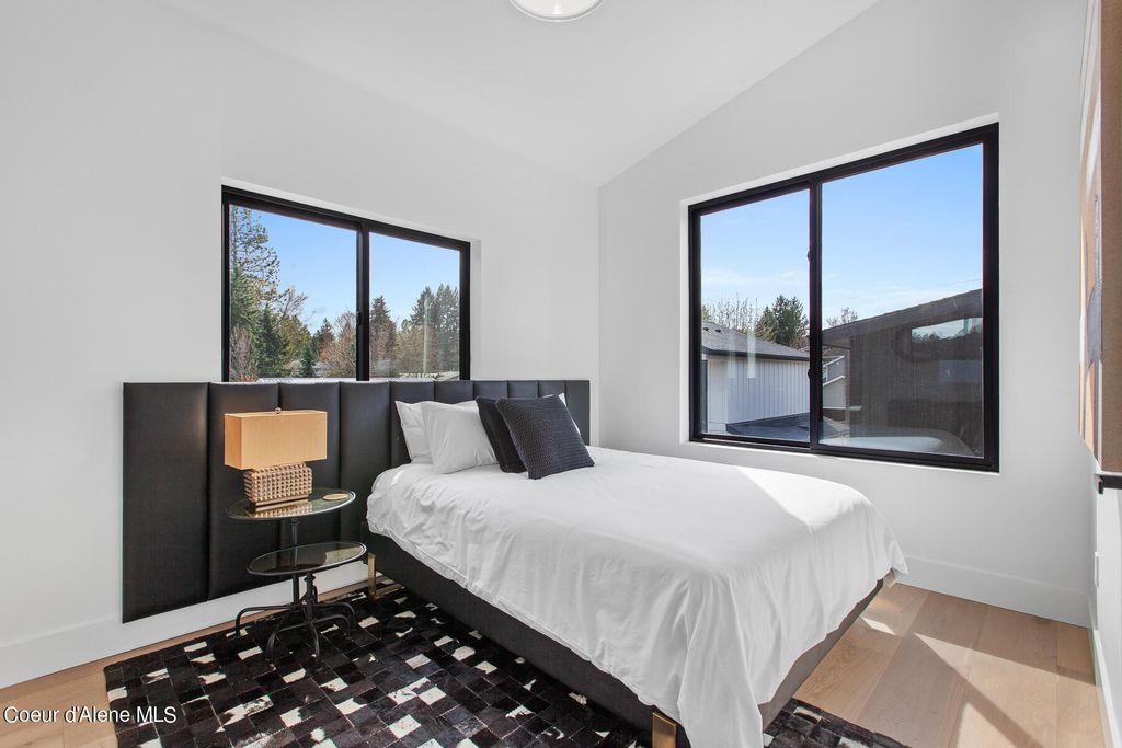 301 S 17TH ST, Coeur d'Alene, ID 83814 photo 29