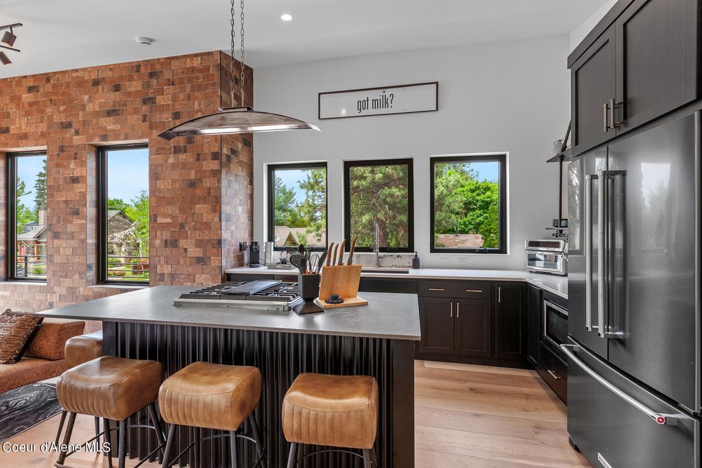 301 S 17TH ST, Coeur d'Alene, ID 83814 photo 45