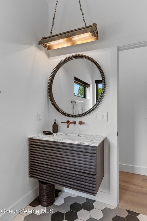 301 S 17TH ST, Coeur d'Alene, ID 83814 photo 50