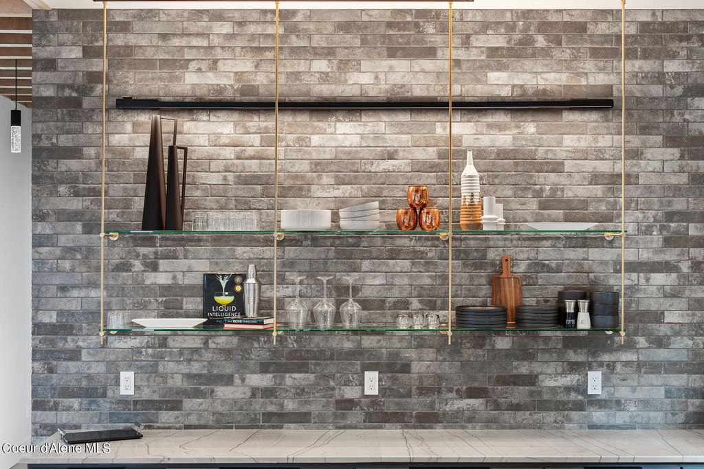 301 S 17TH ST, Coeur d'Alene, ID 83814 photo 9