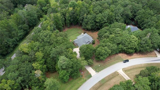 10 Nicklaus Circle, Social Circle, GA 30025