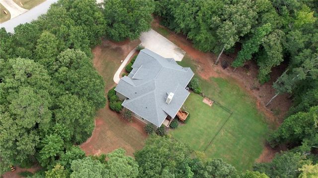 10 Nicklaus Circle, Social Circle, GA 30025