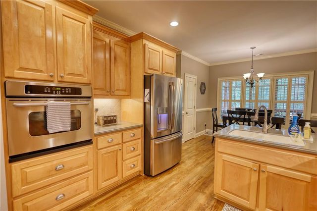 10 Nicklaus Circle, Social Circle, GA 30025