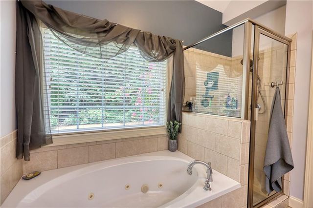 10 Nicklaus Circle, Social Circle, GA 30025