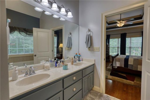 10 Nicklaus Circle, Social Circle, GA 30025