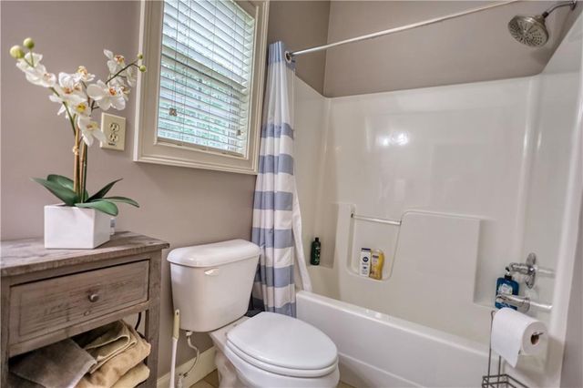 10 Nicklaus Circle, Social Circle, GA 30025