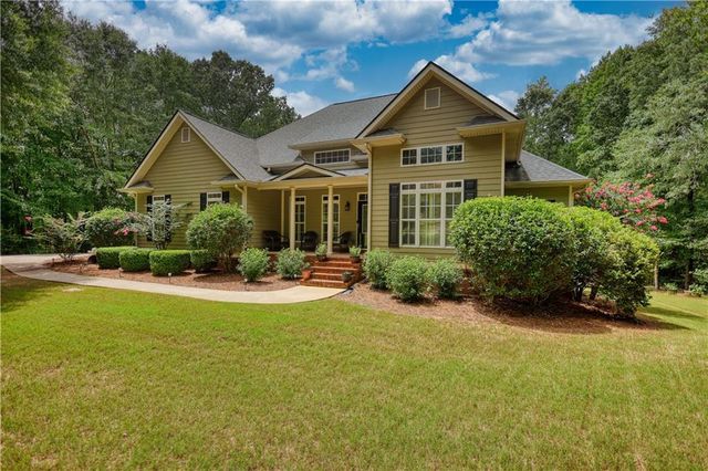 10 Nicklaus Circle, Social Circle, GA 30025