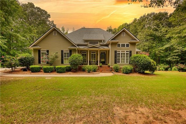 10 Nicklaus Circle, Social Circle, GA 30025