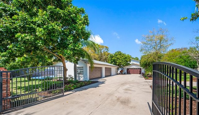 10852 131ST STREET N, Largo, FL 33774