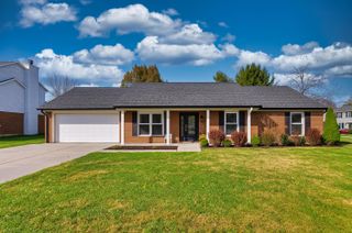 212 Gray Hawk Court, Versailles, KY 40383