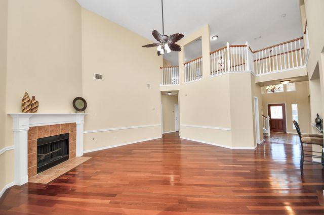 14502 Marshall Bridge Lane, Sugar Land, TX 77498
