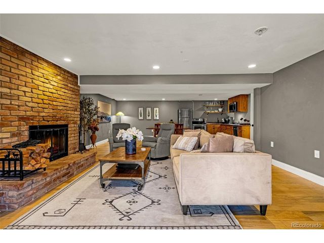 2116 Woodburn, Colorado Springs, CO 80906