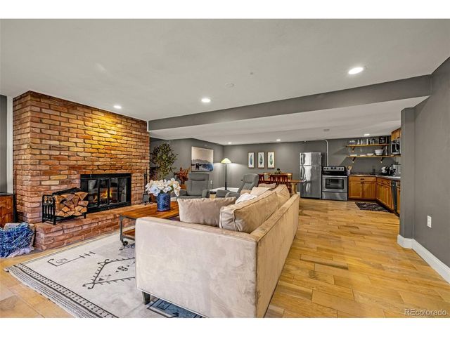 2116 Woodburn, Colorado Springs, CO 80906