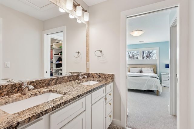 3101 162nd Street, Urbandale, IA 50323